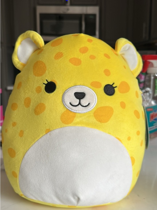 Squishmallows Other - Lexie Squishmallow Plushy new with tags